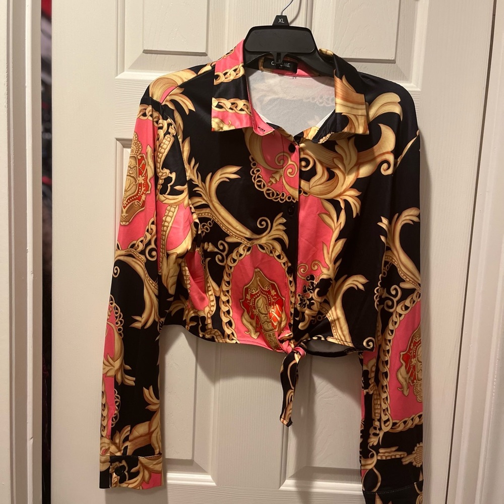 NWOT COLORFUL TWO PIECE WITH CROPPED TOP - Picture 6 of 15